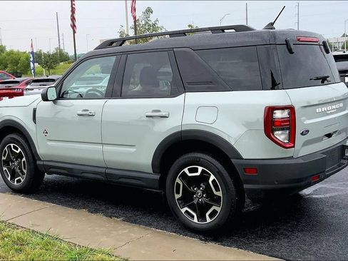 Used 2024 Ford Bronco Sport Outer Banks w/ Tech Package AWD/4WD image 2
