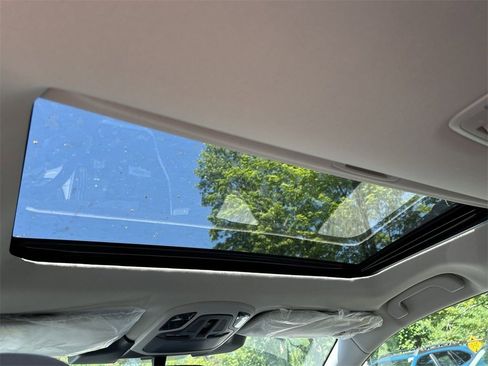 New 2025 Subaru Outback Premium image 14