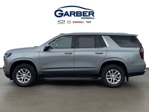 Used 2025 Chevrolet Tahoe LS AWD/4WD image 2
