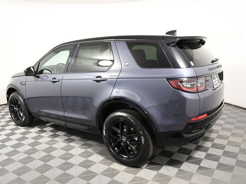 Used 2025 Land Rover Discovery Sport Dynamic SE AWD/4WD image 3