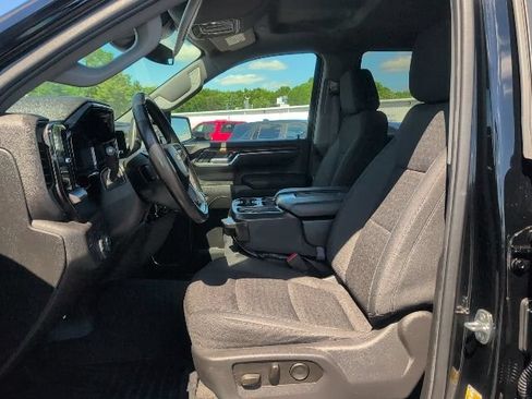 Used 2023 Chevrolet Silverado 1500 LT AWD/4WD image 23