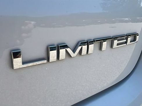 Used 2025 Jeep Compass Limited AWD/4WD image 13