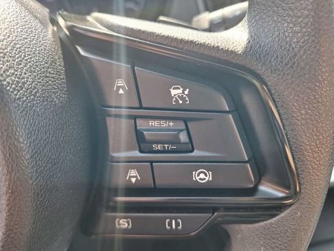 Used 2025 Subaru Crosstrek 2.5i Premium AWD/4WD image 21