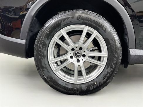 New 2025 Mercedes-Benz GLC 300 4MATIC image 35
