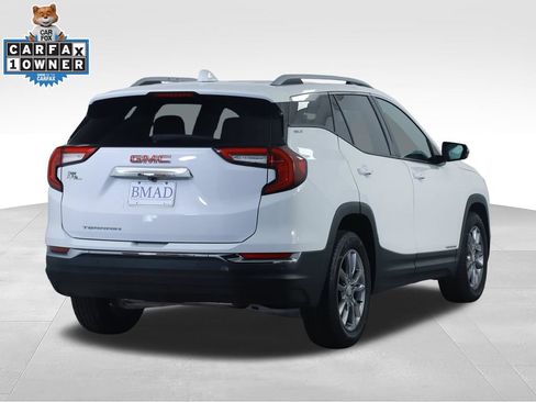 Certified 2022 GMC Terrain SLT FWD image 11