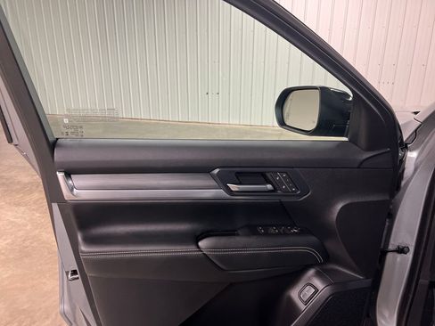 Certified 2026 GMC Terrain Elevation w/ Elevation Premium Package AWD/4WD image 15