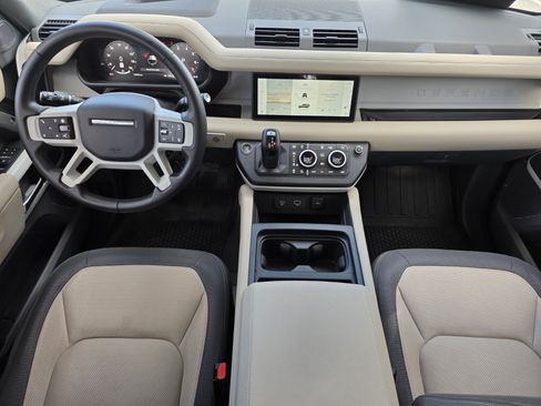 Certified 2024 Land Rover Defender 110 X-Dynamic SE AWD/4WD image 4
