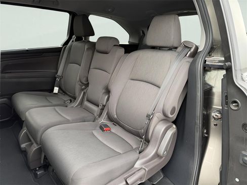 Used 2019 Honda Odyssey EX image 26