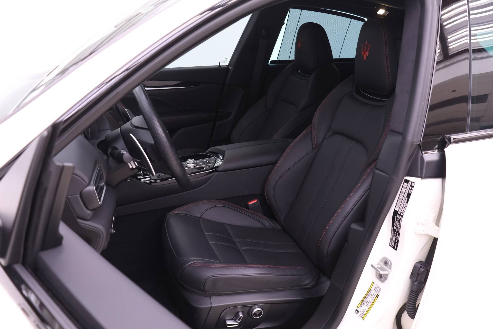 Used 2024 Maserati Levante Modena Ultima AWD/4WD image 10