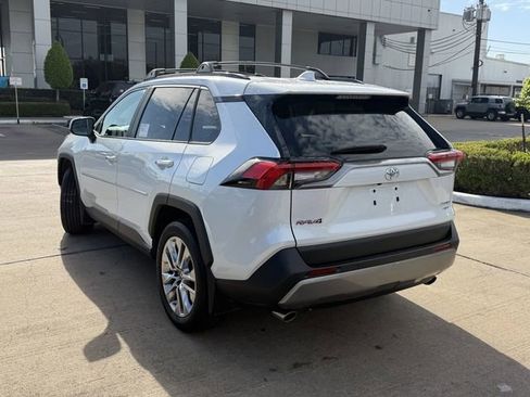 Used 2025 Toyota RAV4 Limited image 7