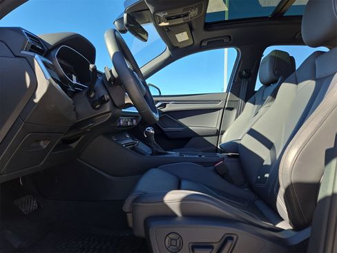 Certified 2025 Audi Q3 2.0T Premium w/ Convenience Package image 16