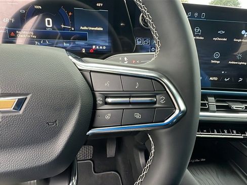 New 2026 Chevrolet Equinox EV LT image 20