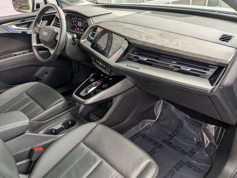 Used 2022 Audi Q4 e-tron Premium Plus w/ Premium Plus AWD/4WD image 21