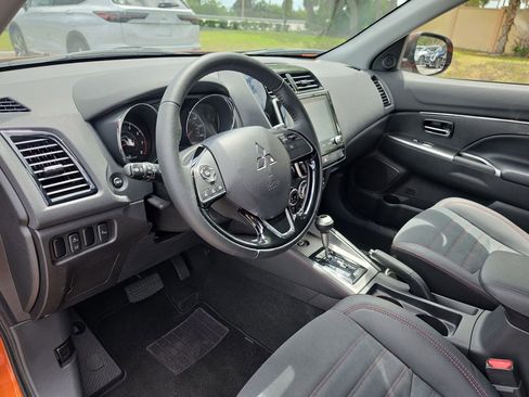 Used 2023 Mitsubishi Outlander Sport SE AWD/4WD image 14