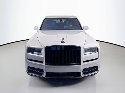 Certified 2022 Rolls-Royce Cullinan w/ Dark Exterior Package AWD/4WD image 7