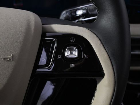 New 2026 Lincoln Corsair Premiere image 36