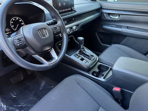 Used 2024 Honda CR-V LX image 4
