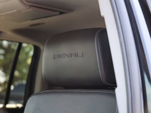 Used 2016 GMC Yukon XL Denali w/ Open Road Package AWD/4WD image 40