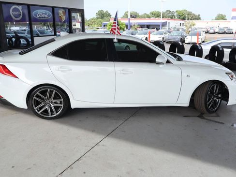 Used 2020 Lexus IS 300 F Sport w/ F Sport Package RWD image 4