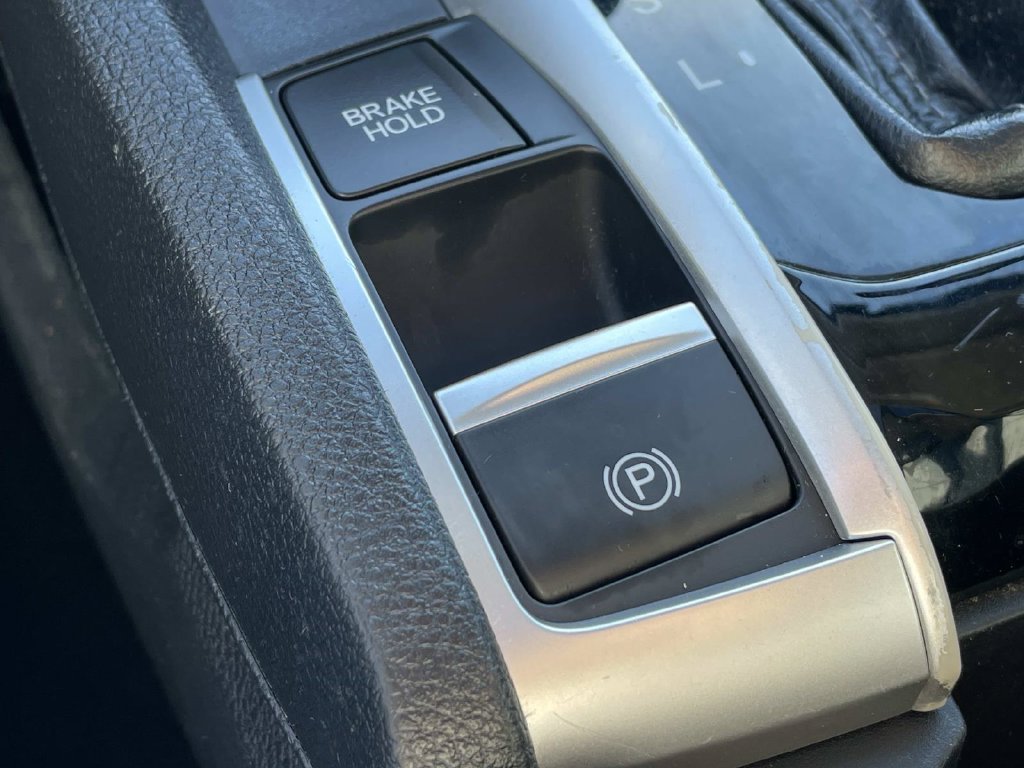 Used 2018 Honda Civic EX image 29