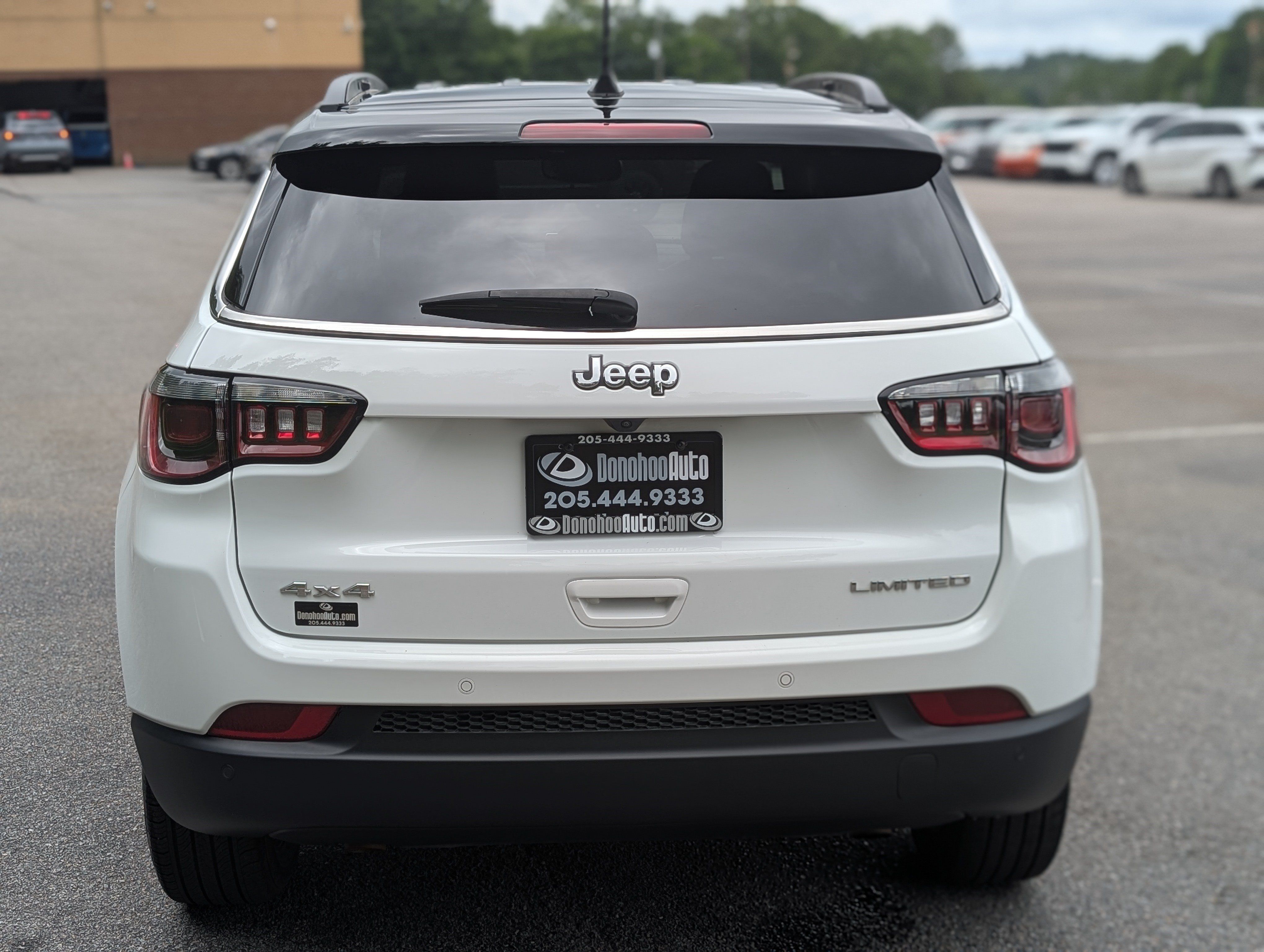 Used 2025 Jeep Compass Limited AWD/4WD image 7
