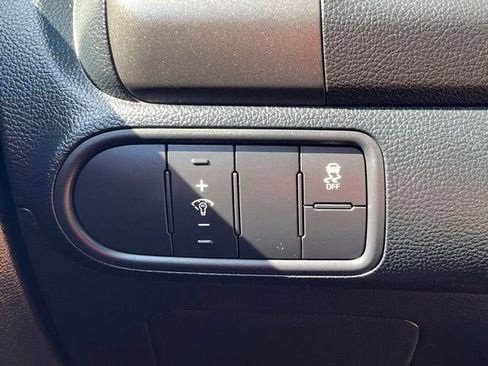 Used 2017 Kia Forte LX w/ LX Popular Plus Package FWD image 23