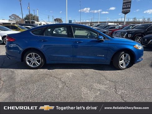 Used 2018 Ford Fusion S image 9