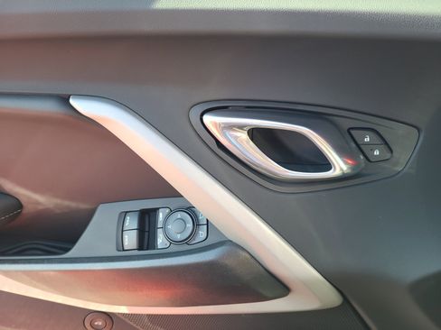 Used 2021 Chevrolet Camaro SS image 14