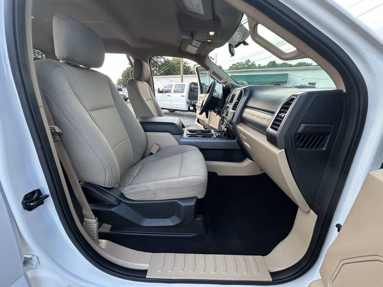 Used 2018 Ford F250 XLT w/ XLT Value Package AWD/4WD image 24