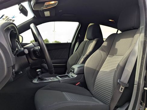 Used 2023 Dodge Charger SXT image 15