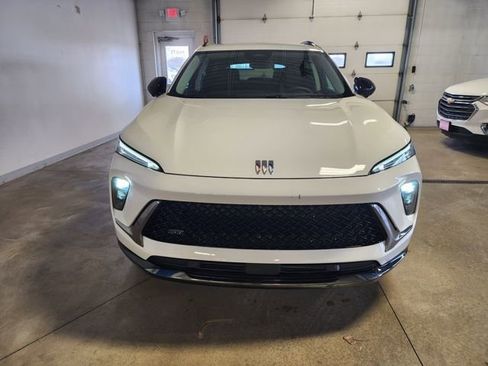 Used 2024 Buick Envision Sport Touring image 7