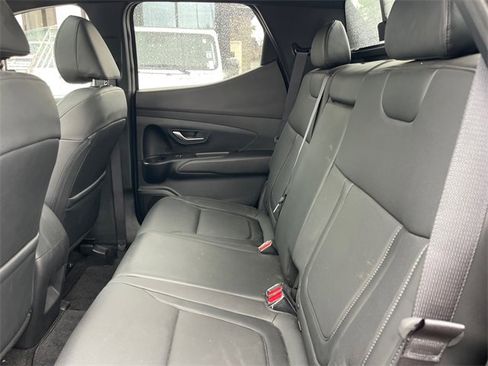Used 2024 Hyundai Santa Cruz Night image 19