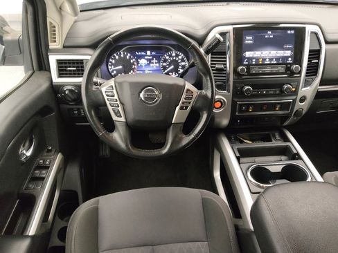 Used 2020 Nissan Titan SV w/ SV Convenience Package image 22