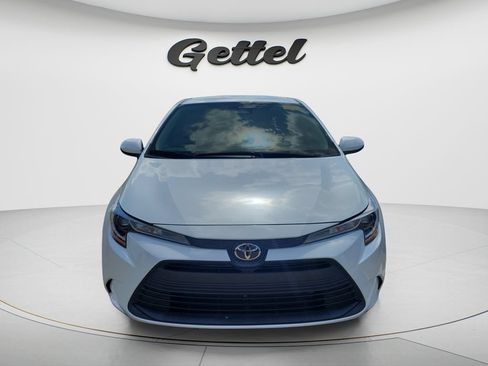 Certified 2023 Toyota Corolla LE FWD image 3