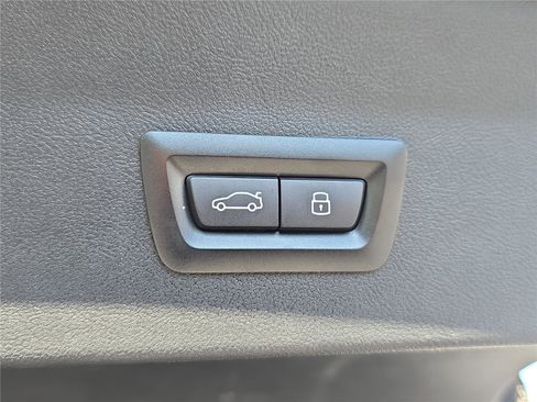 Certified 2024 BMW X4 M40i w/ Premium Package image 8