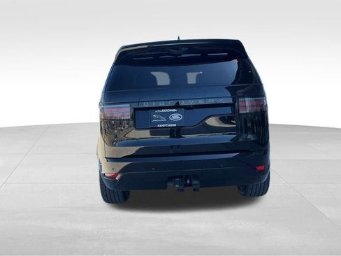 New 2024 Land Rover Discovery Dynamic SE image 7