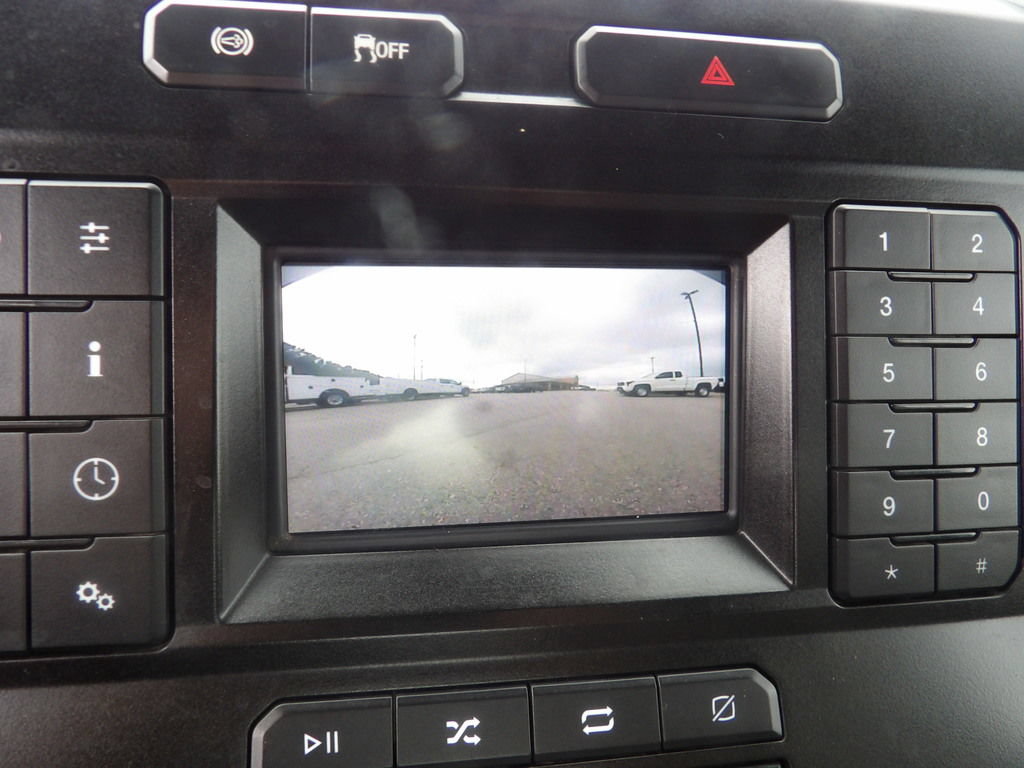 Used 2022 Ford F550 2WD Crew Cab Super Duty w/ Power Equipment Group image 23