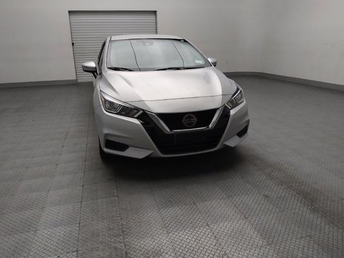 Used 2021 Nissan Versa SV image 14