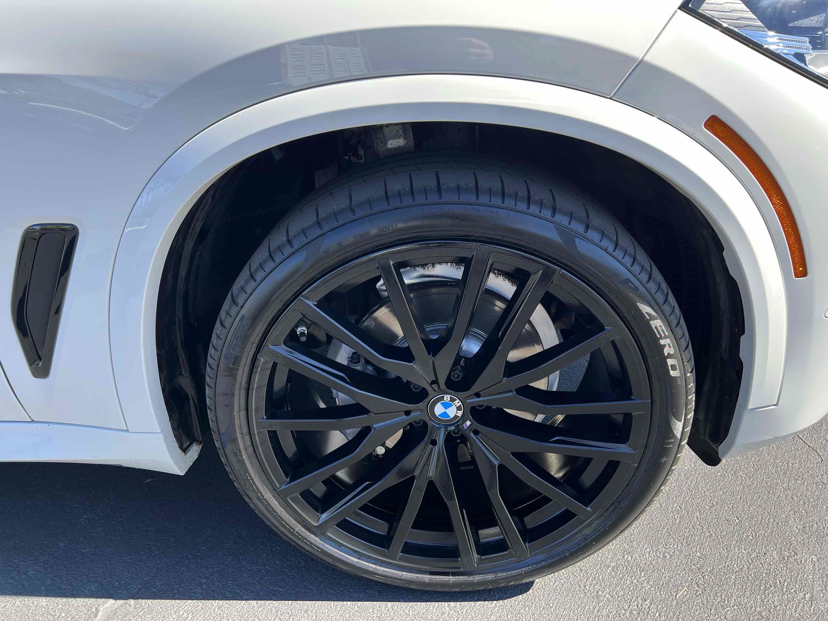 Used 2020 BMW X5 sDrive40i w/ M Sport Package RWD image 92