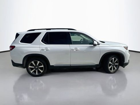 Used 2025 Honda Pilot Elite image 9