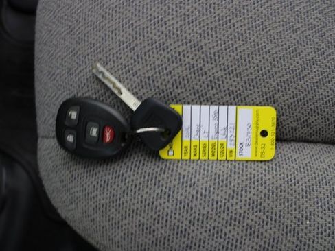 Used 2016 Chevrolet Express 3500 LT w/ LT Preferred Equipment Group image 4