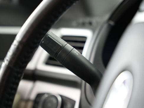 Used 2013 Ford Explorer XLT image 14