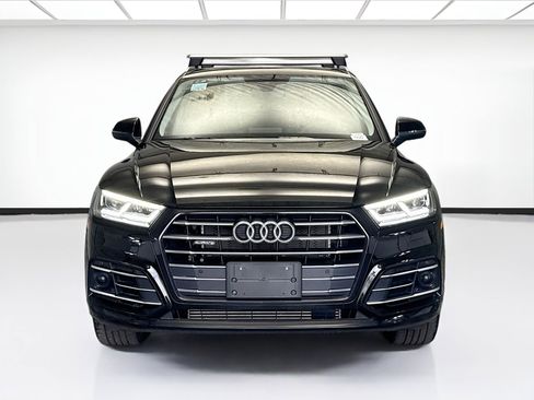 Used 2020 Audi Q5 e Premium Plus w/ Premium Plus Package image 2