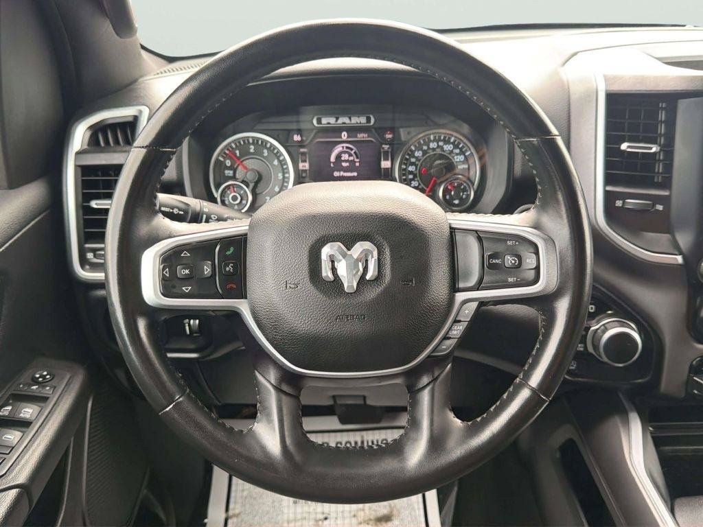 Used 2022 RAM 1500 Big Horn AWD/4WD image 23