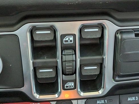New 2026 Jeep Wrangler Unlimited Rubicon AWD/4WD image 23