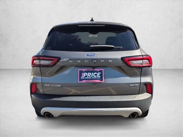 Used 2025 Ford Escape Active AWD/4WD image 7