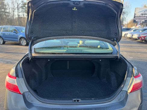 Used 2009 Toyota Camry LE image 11