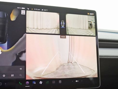 Used 2026 Tesla Model Y Long Range image 17