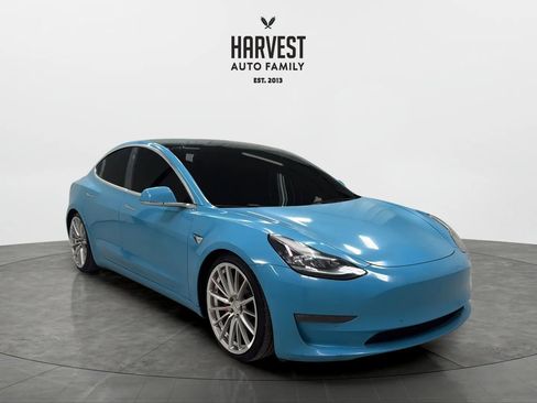 Used 2019 Tesla Model 3 Performance image 10