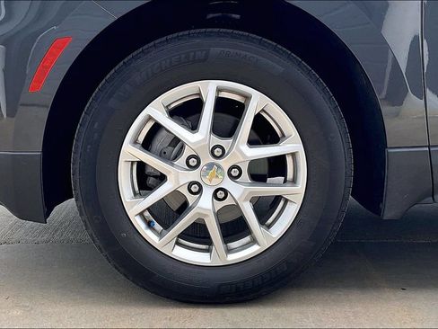 Used 2022 Chevrolet Equinox LT FWD image 9